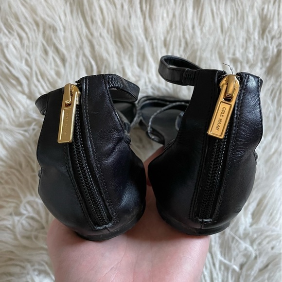 Cole Haan Black Mercer Leather Snake Print Embossed Gladiator Sandals EUC 8.5 - Picture 4 of 10